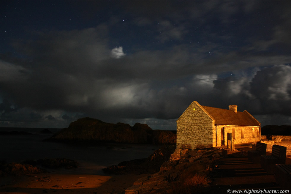 Roark's Cottage & Moonlit Showers With Stars